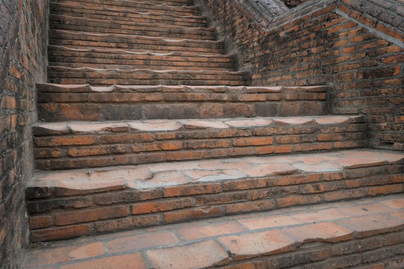 Stone Walkway Repair Costs — Cost of Stone Walkway Repair